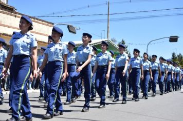 Foto - Desfile Cívico -  Comemoração do Bicentenário da Independência do Brasil 