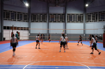 Foto - CAMPEONATO MUNICIPAL DE VÔLEI FEMININO 