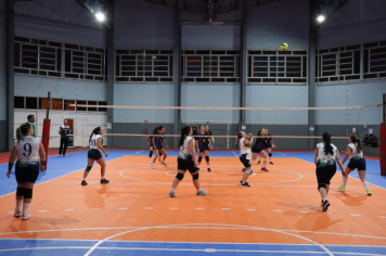 Foto - CAMPEONATO MUNICIPAL DE VÔLEI FEMININO 