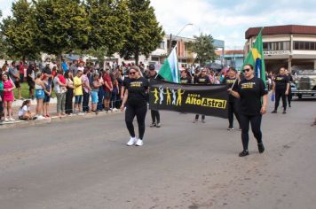 Foto - Desfile Cívico 2024