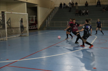 Foto - CAMPEONATO POPULAR MUNICIPAL DE FUTSAL FEMININO
