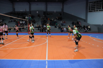 Foto - CAMPEONATO MUNICIPAL DE VÔLEI FEMININO 