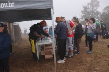 Foto - 1ª Caminhada Internacional no Circuito Cerro da Onça de Piraí do Sul foi sucesso