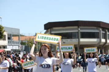 Foto - Desfile Cívico -  Comemoração do Bicentenário da Independência do Brasil 