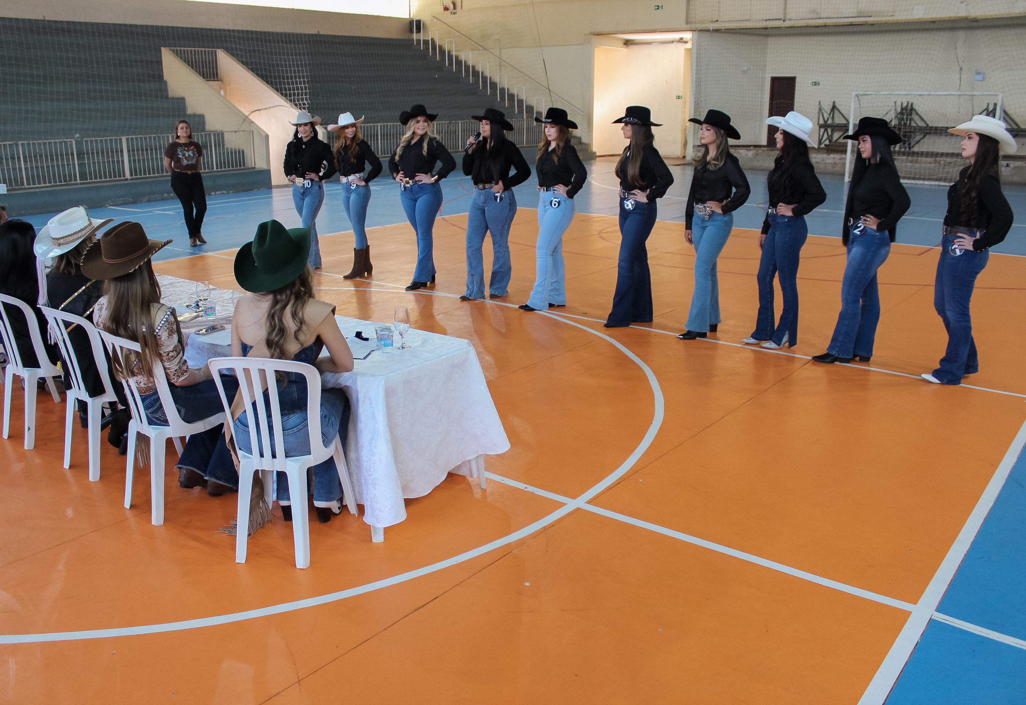 Definidas as oito finalistas para o concurso Rainha do Rodeio de Piraí do Sul