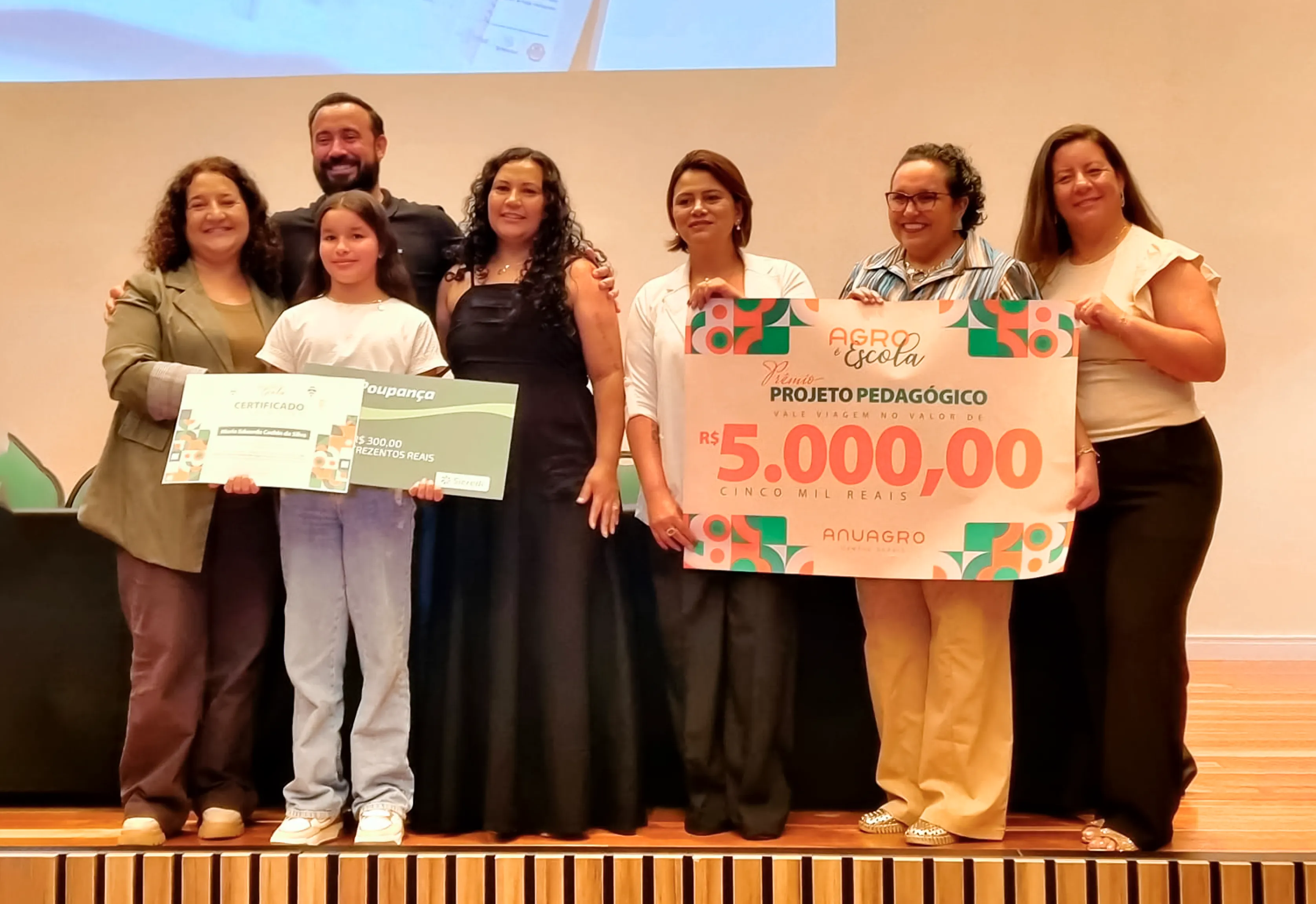 Escola Rural Municipal Padre Anchieta é destaque no lançamento do ANUAGRO 2025